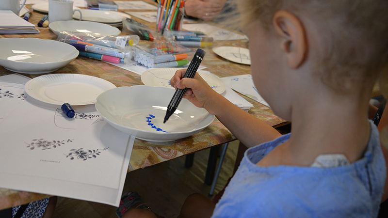 Designværksted -  Dekorer porcelæn