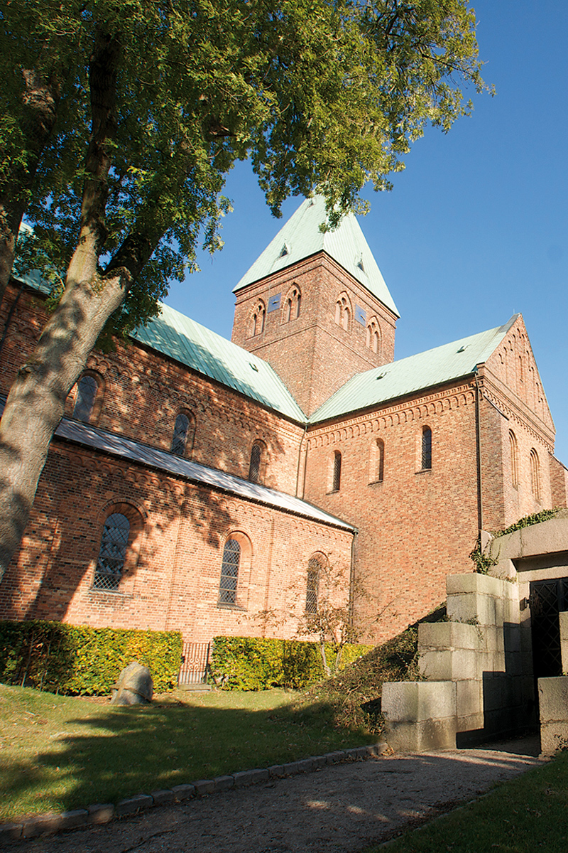Rundvisning i Danmarks første kongegravskirke 2024