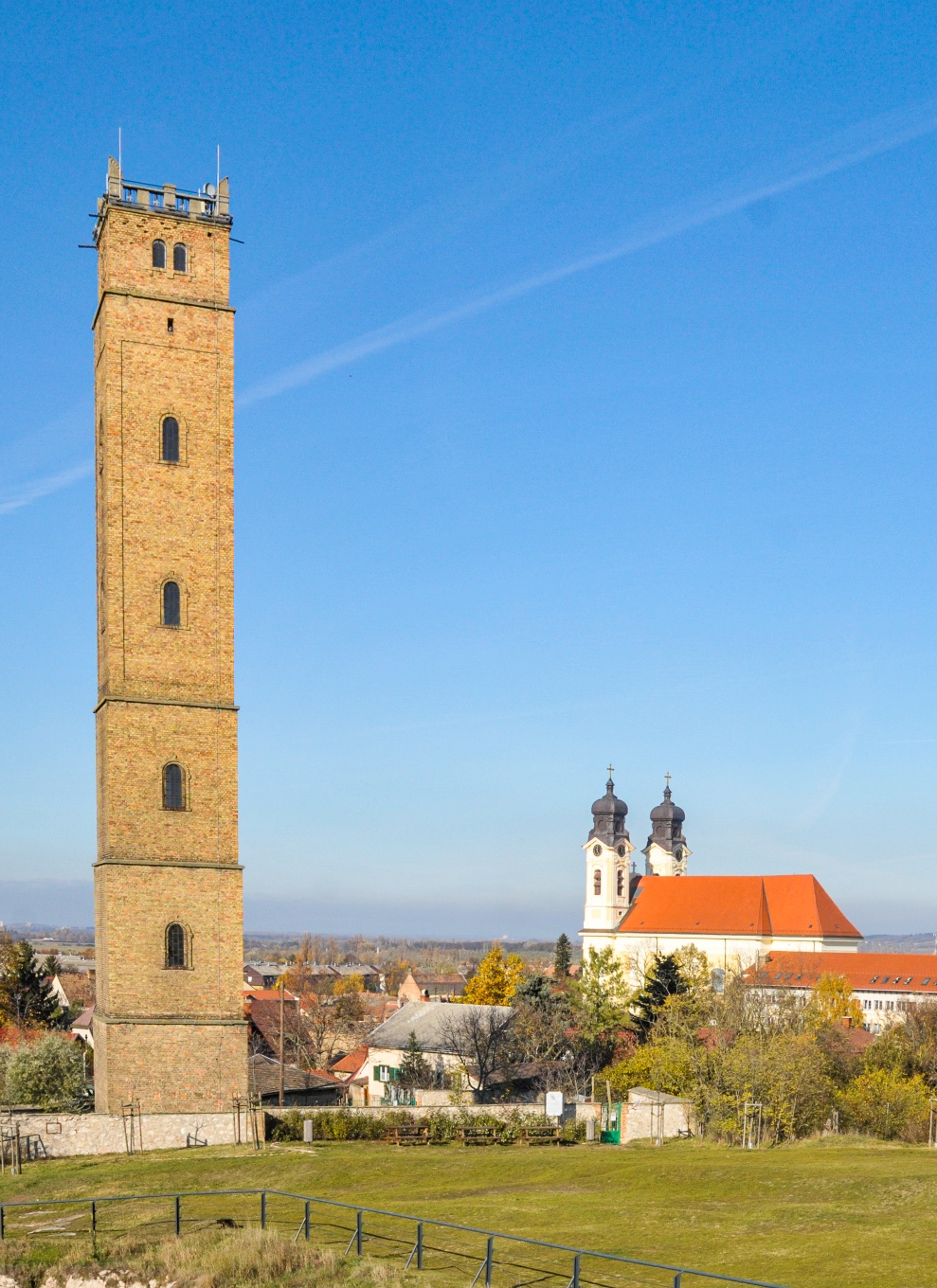 Kőfaragó ház és Fellner Jakab kilátó