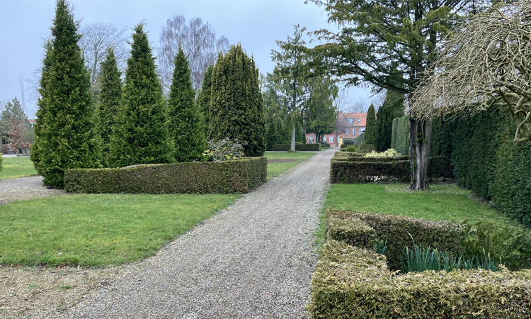 Stemningsfuld rundvisning på Ringsted Kirkegård