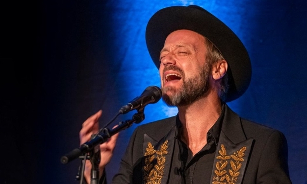 Rasmus Dissing - Gallerikoncert med Slothsbanden